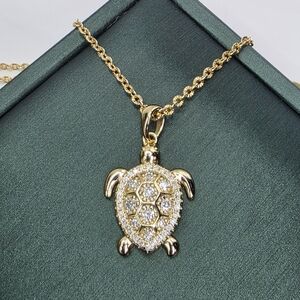 ✨🐢 Moissanite Turtle Pendant Necklace ✨